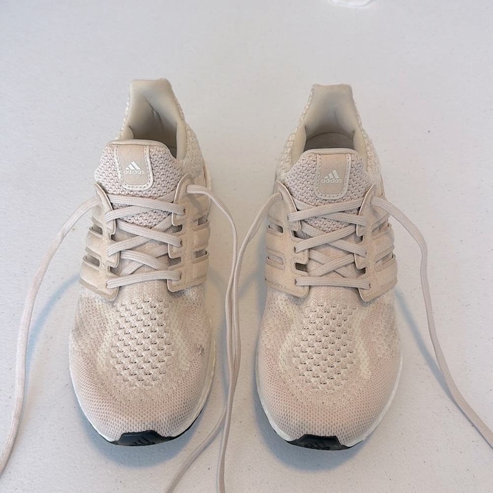 Adidas Ultraboost 5.0 DNA Halo Ivory Cream Running Shoes FZ1851 Women’s Size 8.5